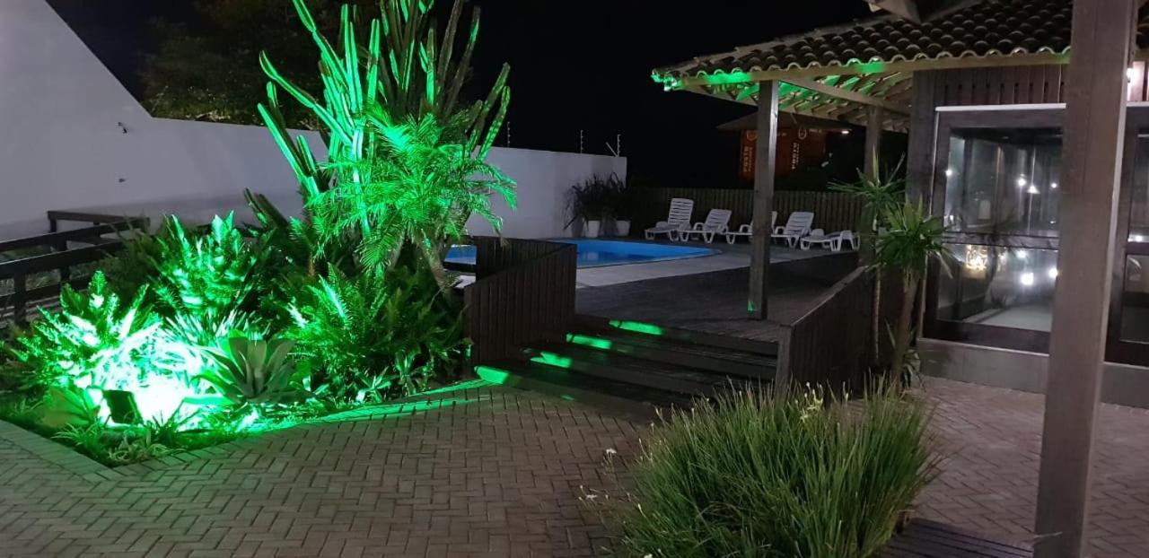 Apartamento Ilha Dos Patos Ingleses Na Beira Do Mar Florianópolis المظهر الخارجي الصورة